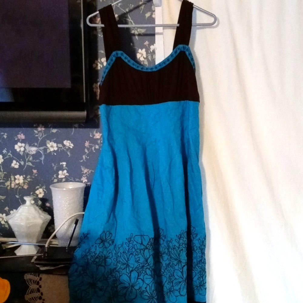 Floral print dress blue and brown size extra large
